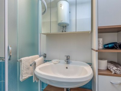 Apartment Studio Gordana with Terrace - Features photo 11