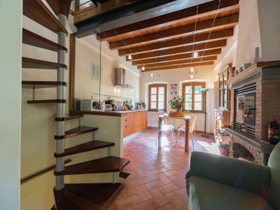 Cottage Mansion in Pescaglia near Tuscan Coast - Features photo 8