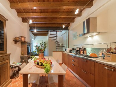 Cottage Mansion in Pescaglia near Tuscan Coast - Features photo 13