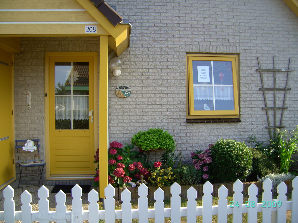 Holiday house Strandperle 208 in Bungalowpark Strandslag - Outdoor photo 2