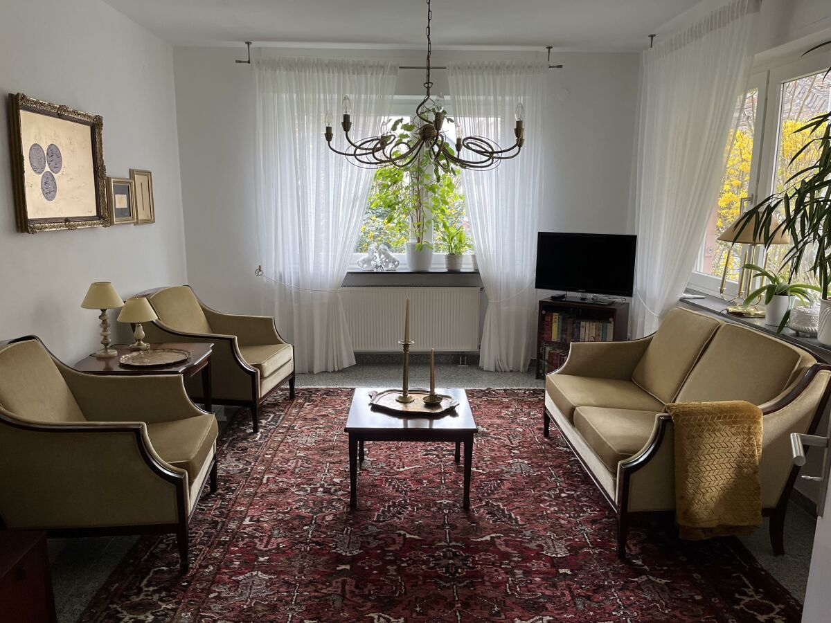 Apartment 2-Bett-Wohnung EG Gartenblick