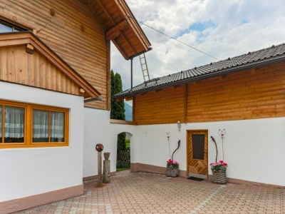 Holiday house Chalet in Piesendorf near Ski Slopes - Outdoor photo 6