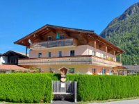 Marina Dürnberger - Haus Dürnberger