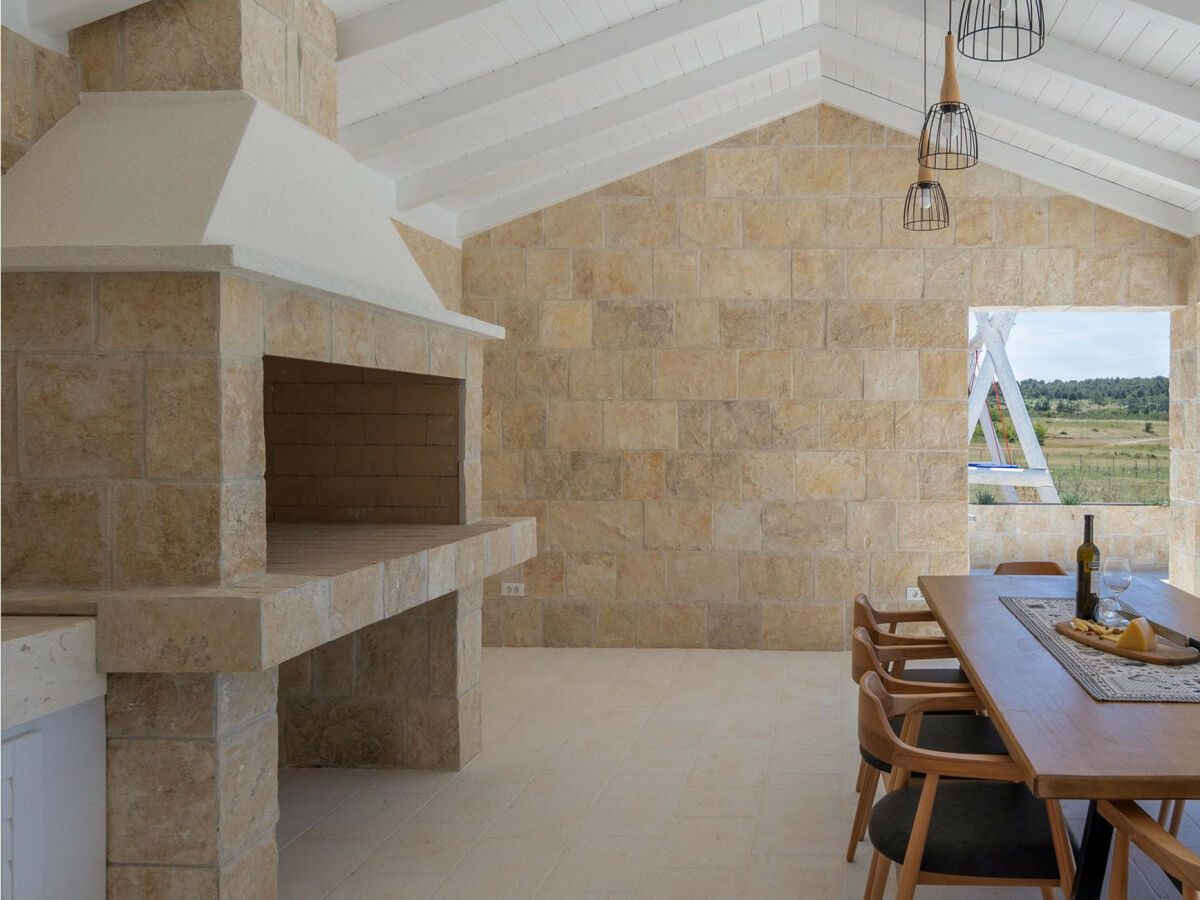 Villa Charming villa Viliska with heated pool - Outdoor photo 2