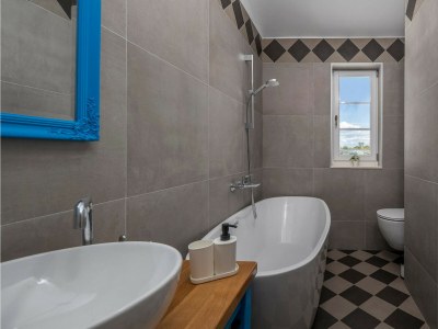 Villa Charming villa Viliska with heated pool - Outdoor photo 12