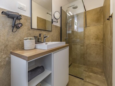 Holiday house Familienvilla mit Pool, Wellness - Features photo 19