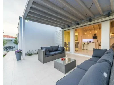 Villa Luxurious villa Bright with pool - Outdoor photo 7