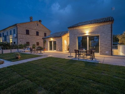 Holiday house Spacious Stay in Montelupone - Outdoor photo 8