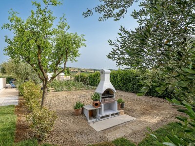 Holiday house Spacious Stay in Montelupone - Outdoor photo 9