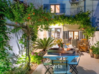 Holiday house Charming holiday home LILLIAN near beautiful beach - Features photo 33