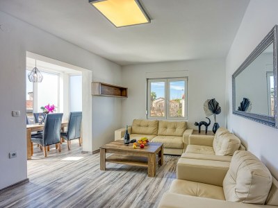 Apartment App Moela near the beach - Features photo 7