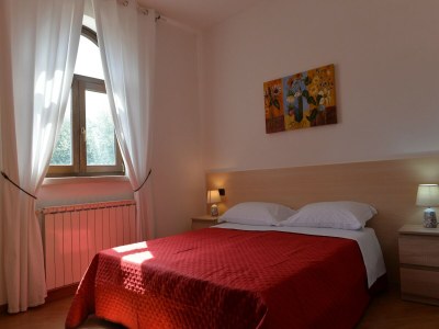 Holiday house Villa in Casalini with Pool & Olive Garden - Features photo 9