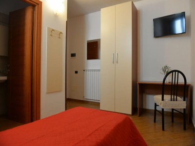 Holiday house Villa in Casalini with Pool & Olive Garden - Features photo 25