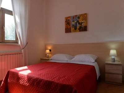 Holiday house Villa in Casalini with Pool & Olive Garden - Features photo 27