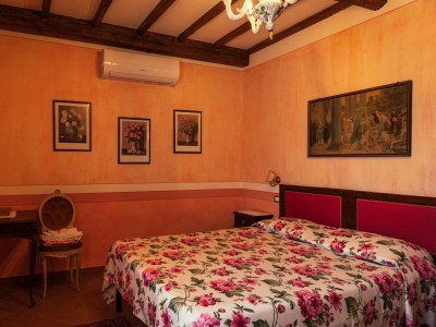 Farmhouse Il Roseto - Features photo 10