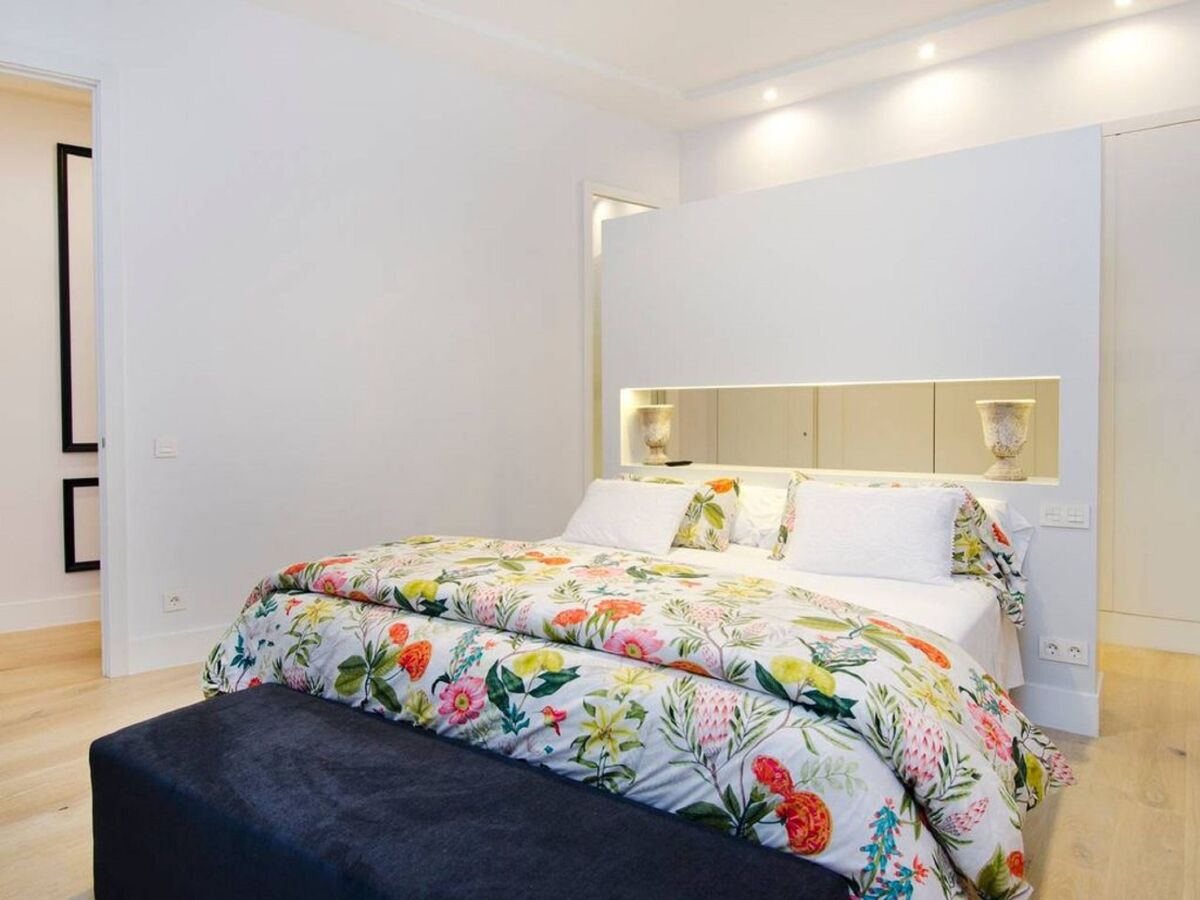 Apartment Charming 3BD APT - Features photo 2