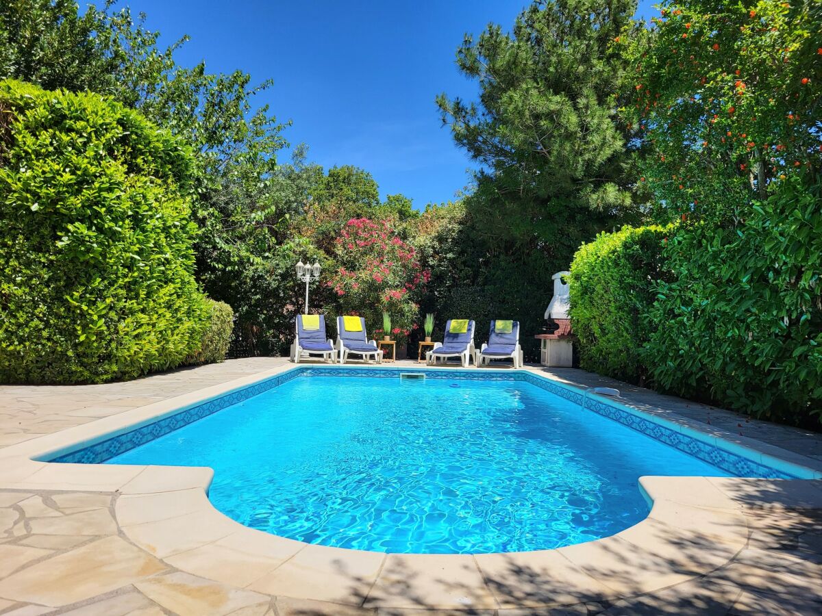 Villa Villa in Saint-Couat with Private Pool