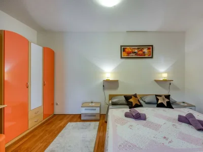 Apartment Pleasure Apartment - Features photo 9