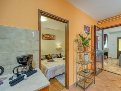 Apartment Pleasure Apartment - Features photo 15