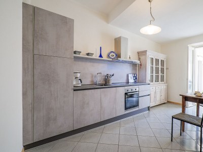 Apartment Casa Sofia: First Floor Apartment - Features photo 8