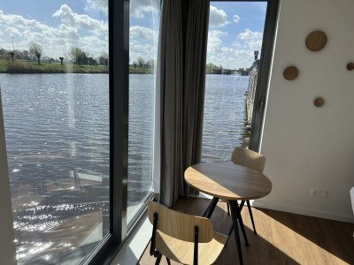 House boat Design Studio Ubuntu - Features photo 13