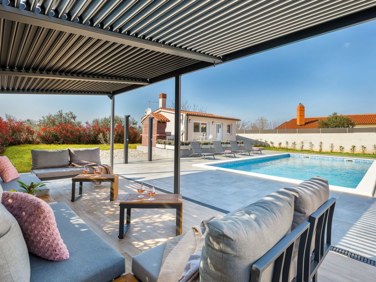 Villa Villa Berg II - Pool, Game Room, Trampoline - Outdoor photo 2