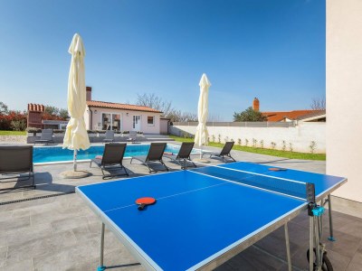 Villa Villa Berg II - Pool, Game Room, Trampoline - Outdoor photo 3