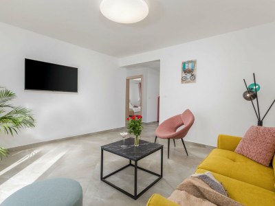 Villa Villa Berg II - Pool, Game Room, Trampoline - Features photo 36