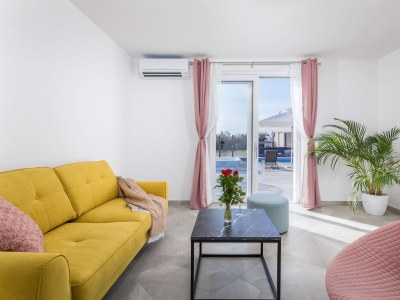 Villa Villa Berg II - Pool, Game Room, Trampoline - Features photo 60