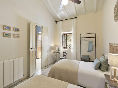 Holiday house Herrenhaus in Garriguella mit privatem Pool - Features photo 22