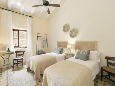 Holiday house Herrenhaus in Garriguella mit privatem Pool - Features photo 24