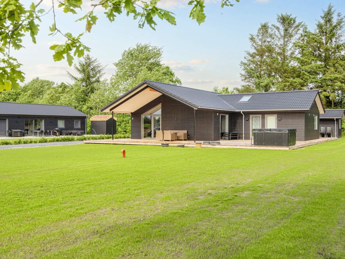 Holiday house 5 Sterne Ferienhaus in Ansager-By Traum