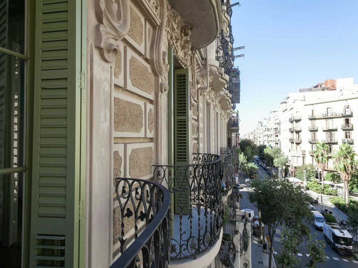 Villa Apartment in Barcelona near Passeig de Gràcia - Outdoor photo 3