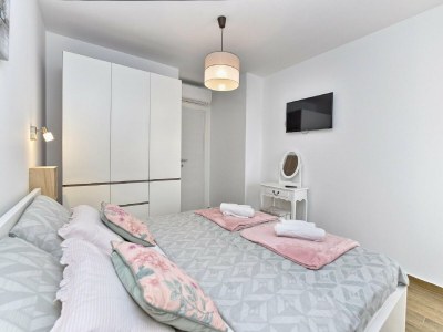 Villa Modern villa with private hydromassage pool - Features photo 14