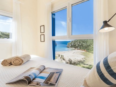 Villa Beachfront Villa for 8 guests in Cala en Porter - Features photo 10