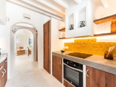 Villa Beachfront Villa for 8 guests in Cala en Porter - Features photo 13