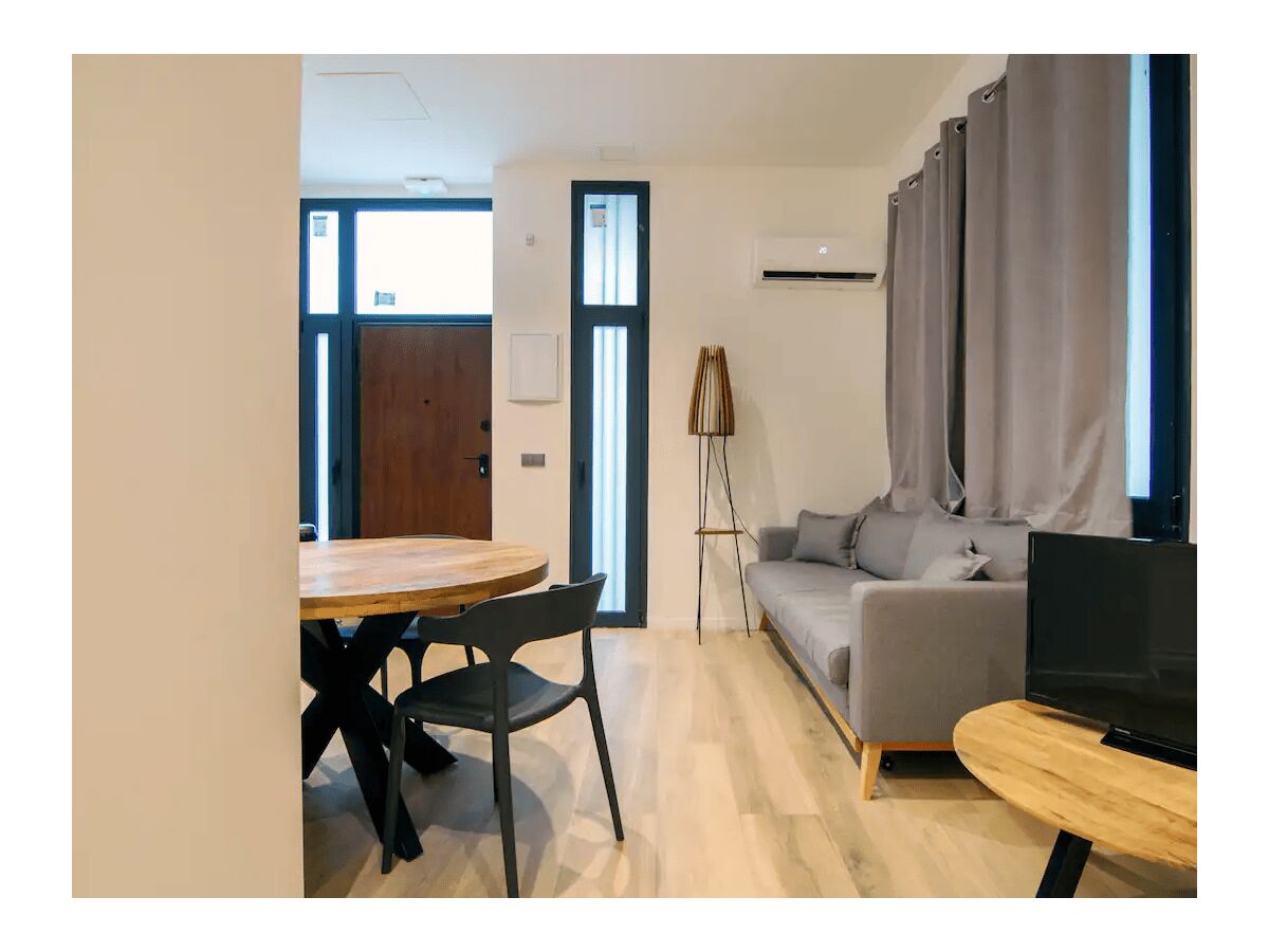 Holiday house Modern studio near the Marina