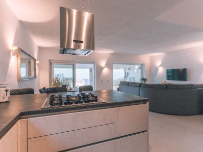 Holiday house New house with pool/view/heating - Features photo 20