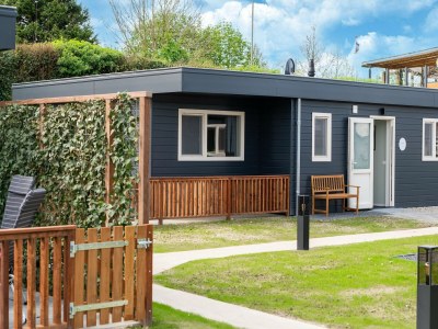 Holiday house Schönes Ferienhaus in Bantega mit Boot an Steg - Outdoor photo 6