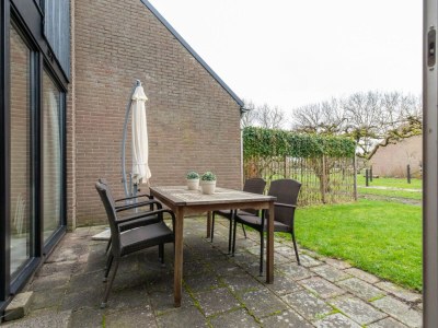 Holiday house Holiday Home in De Punt with Pool & Garden - Outdoor photo 6