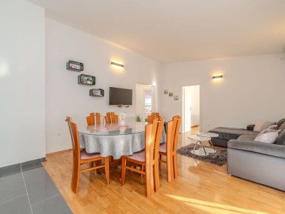 Holiday apartment Grbic 1 - Features photo 8