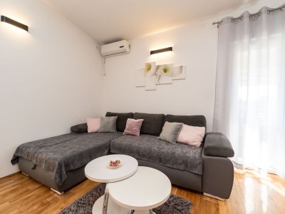 Holiday apartment Grbic 1 - Features photo 9