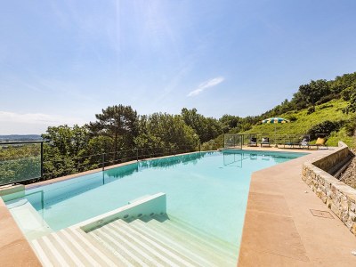 Villa Rosa dei venti in Vicopisano - Villa