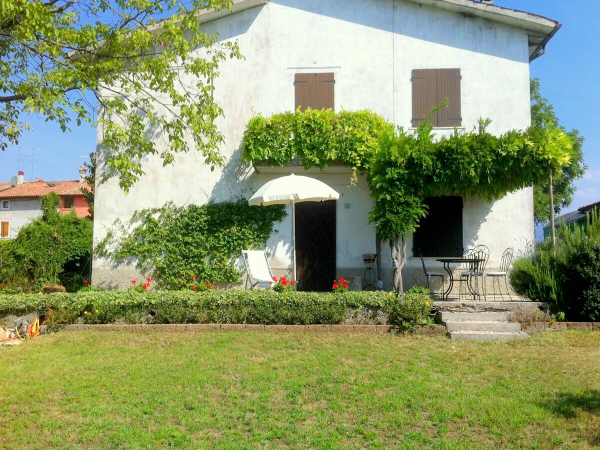 Holiday house Shimmering Serenity in Pastrengo - Outdoor photo 4