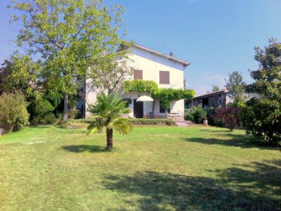 Holiday house Shimmering Serenity in Pastrengo in Pastrengo - Holiday house