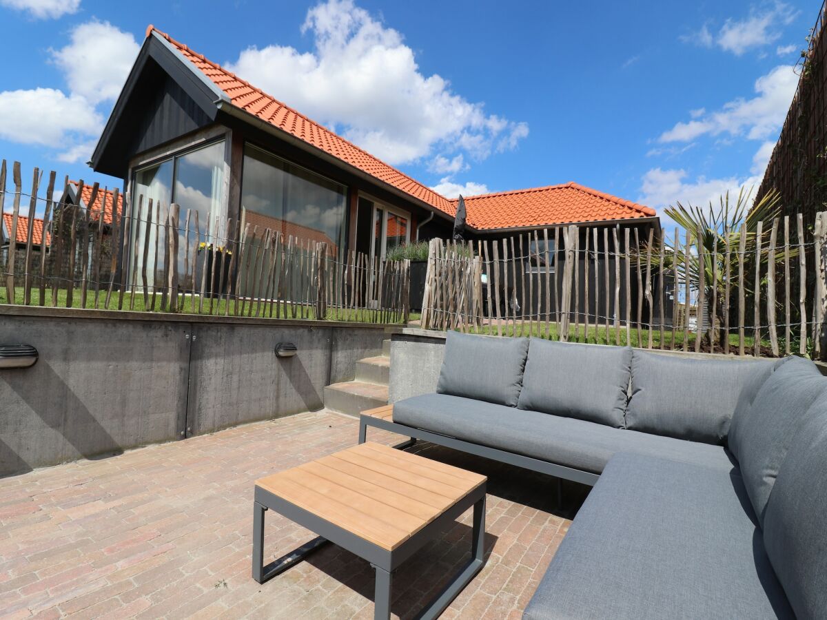 Holiday house Kleines Haus am See in Anjum - Outdoor photo 5