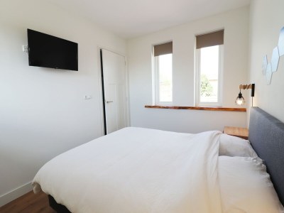 Holiday house Kleines Haus am See in Anjum - Features photo 17