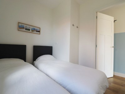 Holiday house Kleines Haus am See in Anjum - Features photo 21