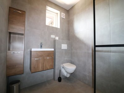 Holiday house Kleines Haus am See in Anjum - Features photo 22