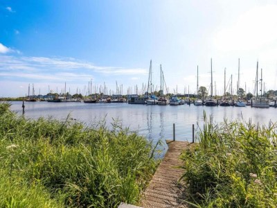 Holiday house Kleines Haus am See in Anjum - Environment photo 27